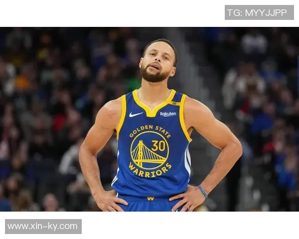 霍福德称库里每次移动都令联盟对手心生畏惧 霍福德称库里每次移动都令联盟对手心生畏惧