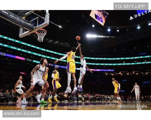 骑士尽管抢下14个前场篮板仍不敌热火全场篮板数据揭示比赛悬念