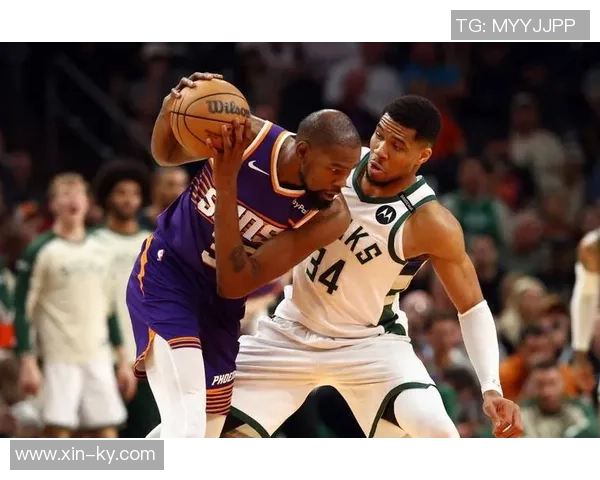 CC签约耐克鞋合同成联盟第六人榜单新星詹姆斯杜兰特字母哥同列 CC签约耐克鞋合同成联盟第六人榜单新星詹姆斯杜兰特字母哥同列